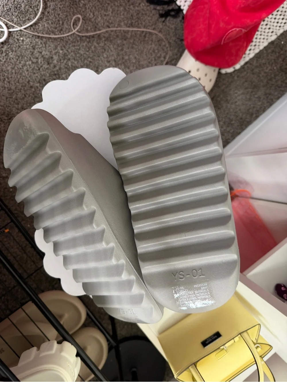 Yeezy adidas slide